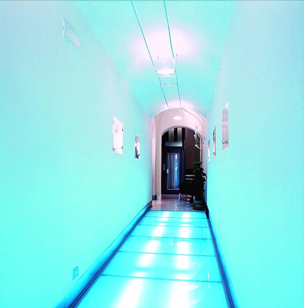 Mh Design Hotel Napoli Ngoại thất bức ảnh