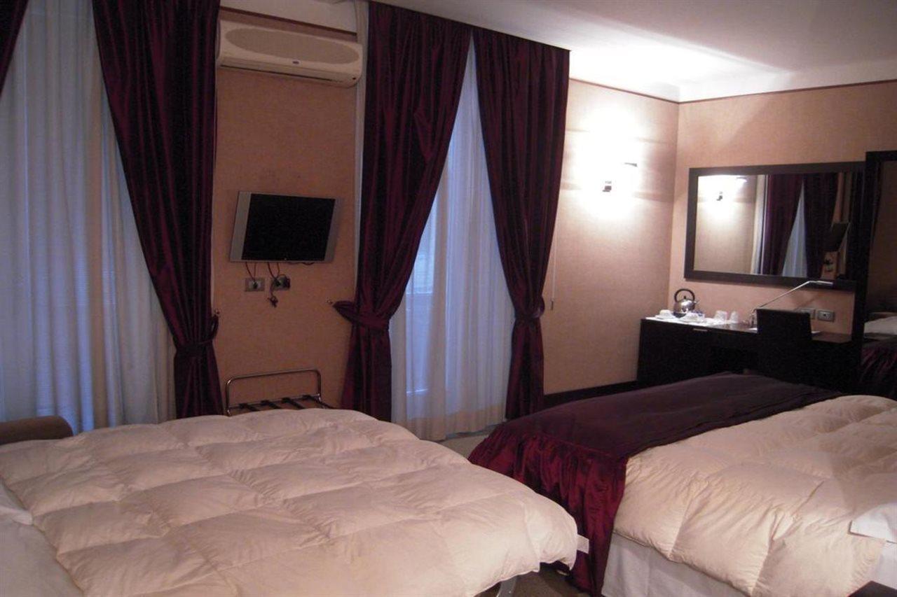 Mh Design Hotel Napoli Ngoại thất bức ảnh