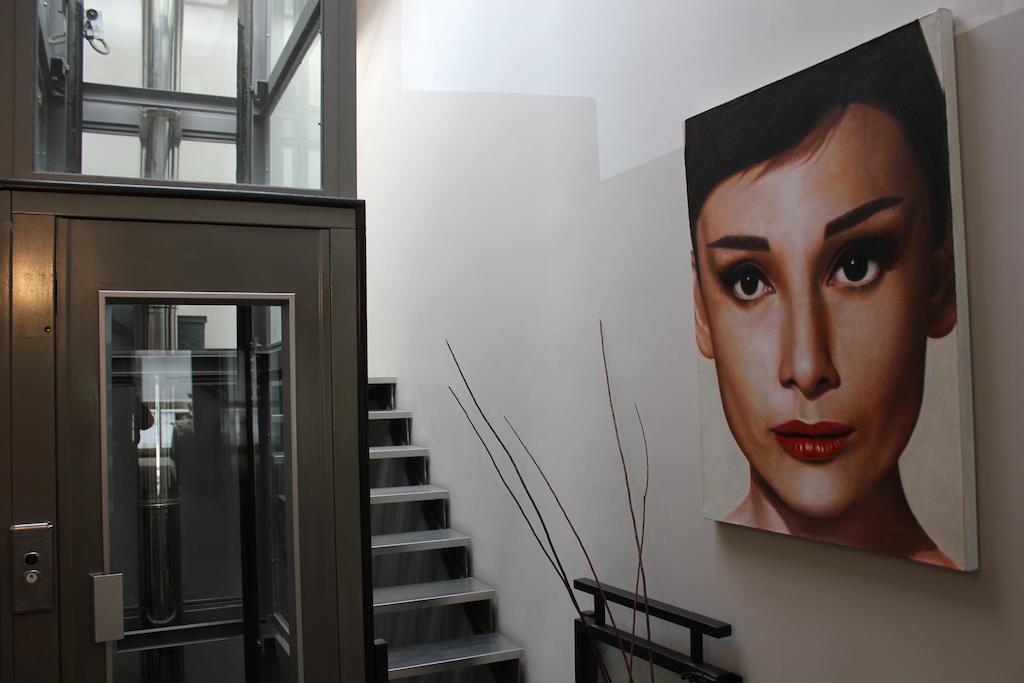 Mh Design Hotel Napoli Ngoại thất bức ảnh