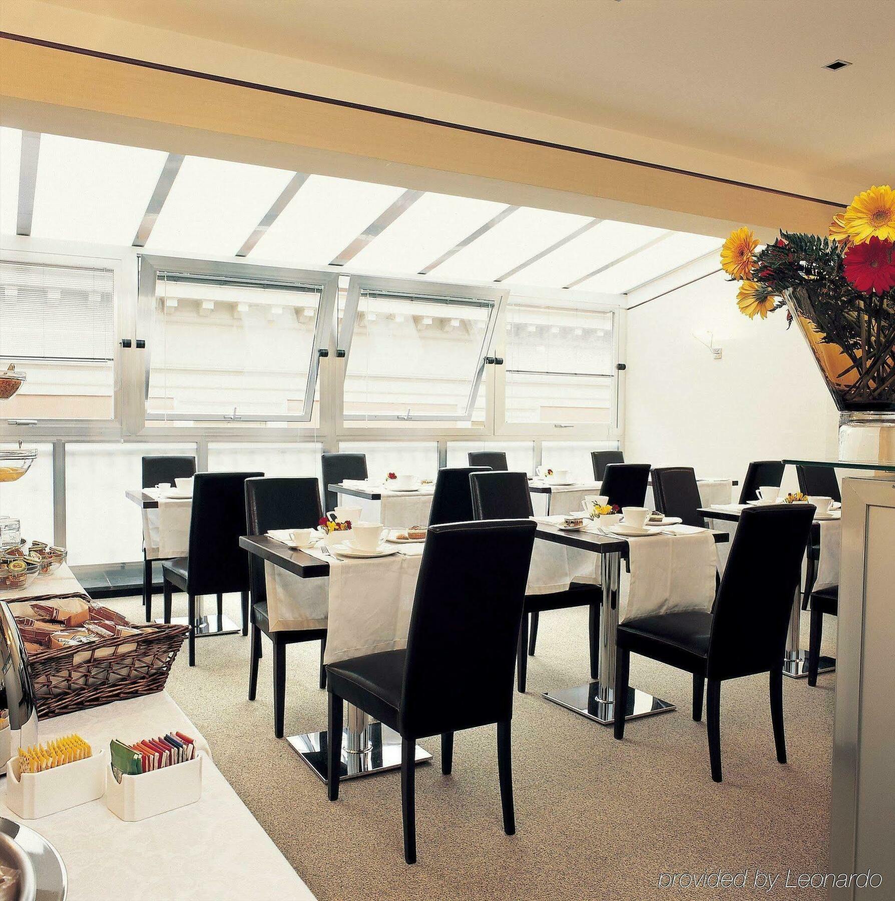 Mh Design Hotel Napoli Nhà hàng bức ảnh